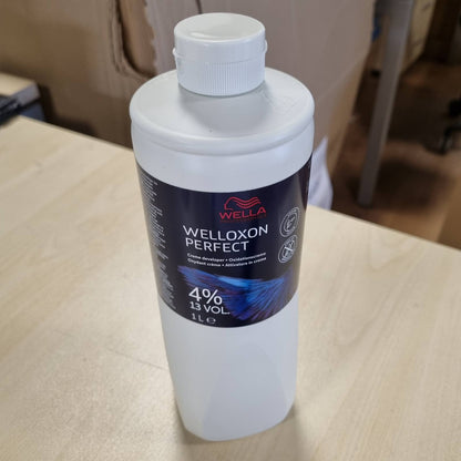 302312 - WELLA PROFESSIONALS Welloxon Perfect Developer 4% - Peroksid Hidrogjeni për Ngjyrosje Flokësh - 1L