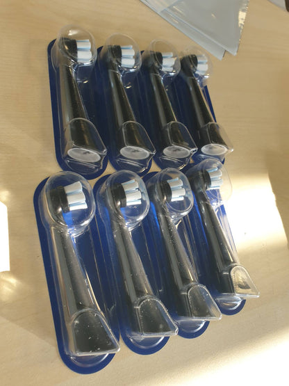 302786 - ORAL-B Koka Furçash Zëvendësuese Gentle Care, Pako me 8, Origjinale, të Zeza, Larja më e Butë