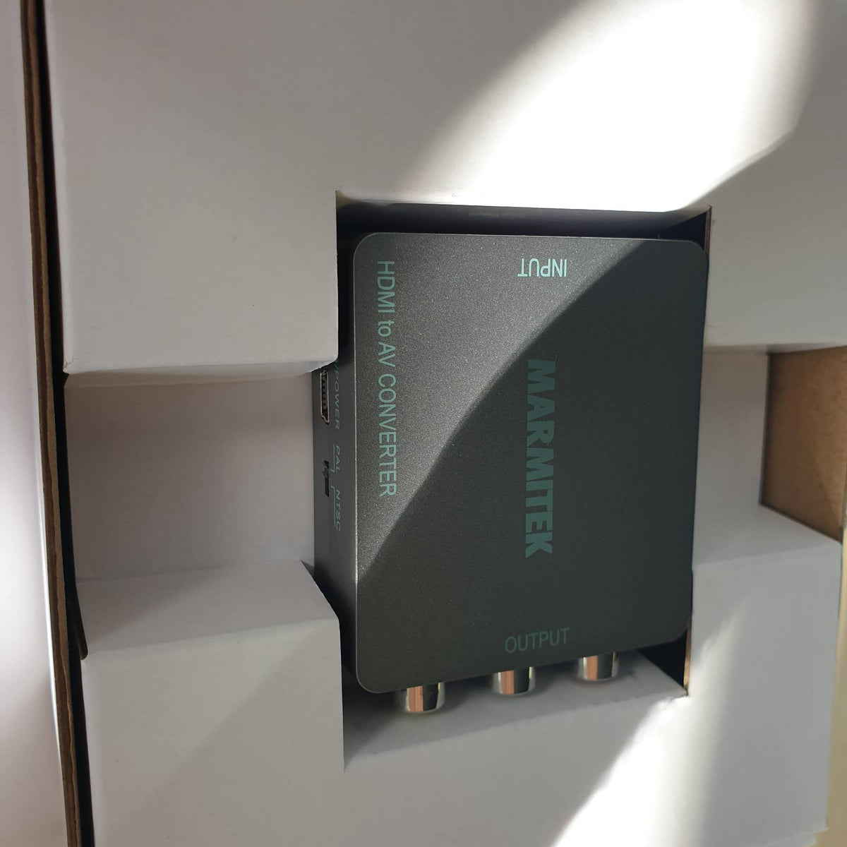 305224 - Marmitek Connect HA13 - Adaptor HDMI në SCART RCA 1080p