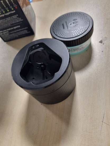 306010 - PHILIPS Quick Clean Pod, Stacion pastrimi për rroje elektrike për meshkuj të serive 5000, 7000, 8000 dhe 9000, modeli QCP10/01