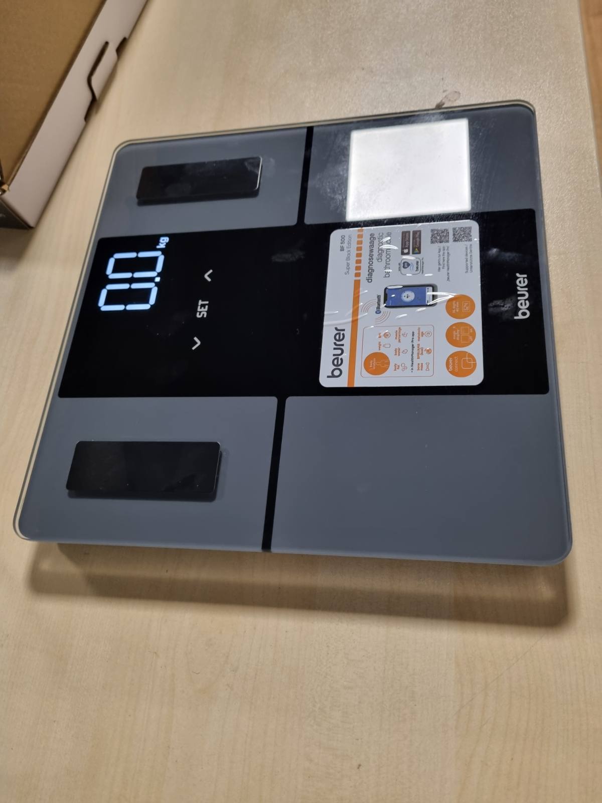 306102 - BEURER Peshore personale BF 500 me Bluetooth, peshore dixhitale deri në 180 kg, ekran XL