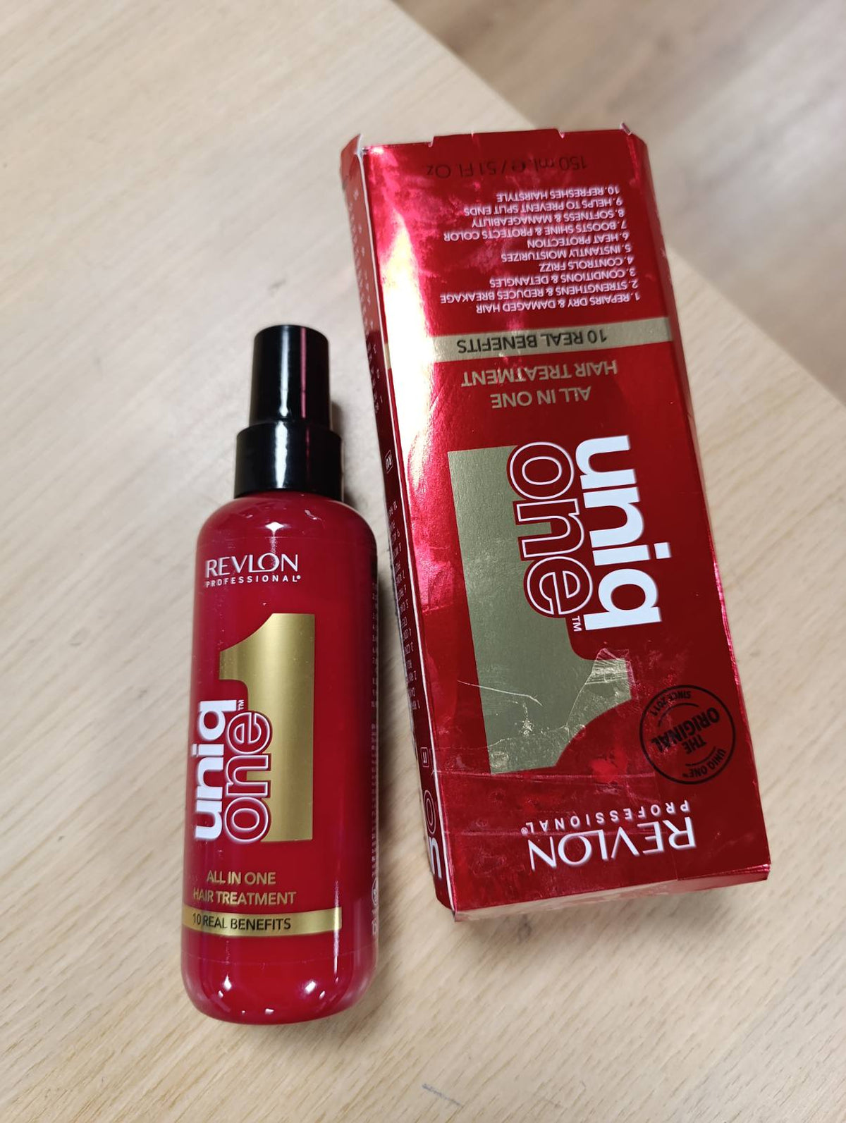 306694 - REVOLON PROFESSIONAL UniqOne Trajtim Flokësh Classic, 150 ml, Trajtim pa lënie, Sprej kundër kaçurrela, Vegan