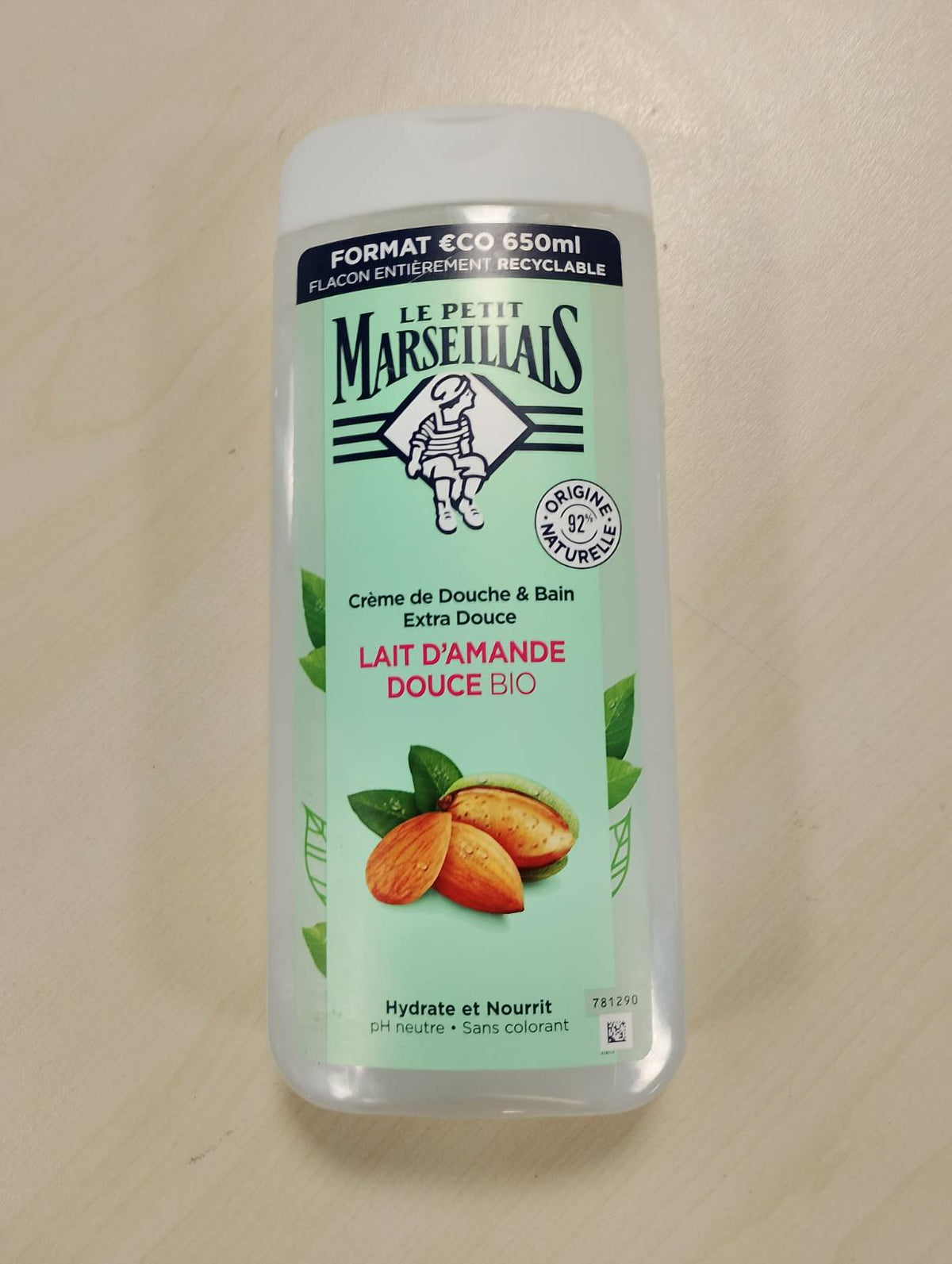 307051 - LE PETIT MARSEILLAIS Larës trupi ekstra i butë, qumësht organik bajamesh, 650 mL