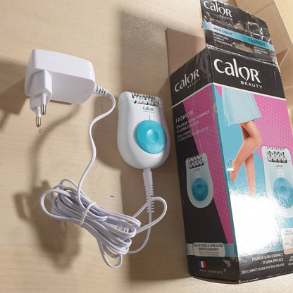 307713 - CALOR Depilator Elektrik Kompakt i Modës me 24 Piskatore Precize