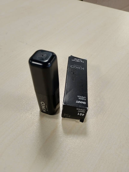 308377 - KIKO MILANO Buzëkuq Smart Fusion 401, 401 Bezhë Kashmiri, Buzëkuq i Pasur dhe Ushqyes