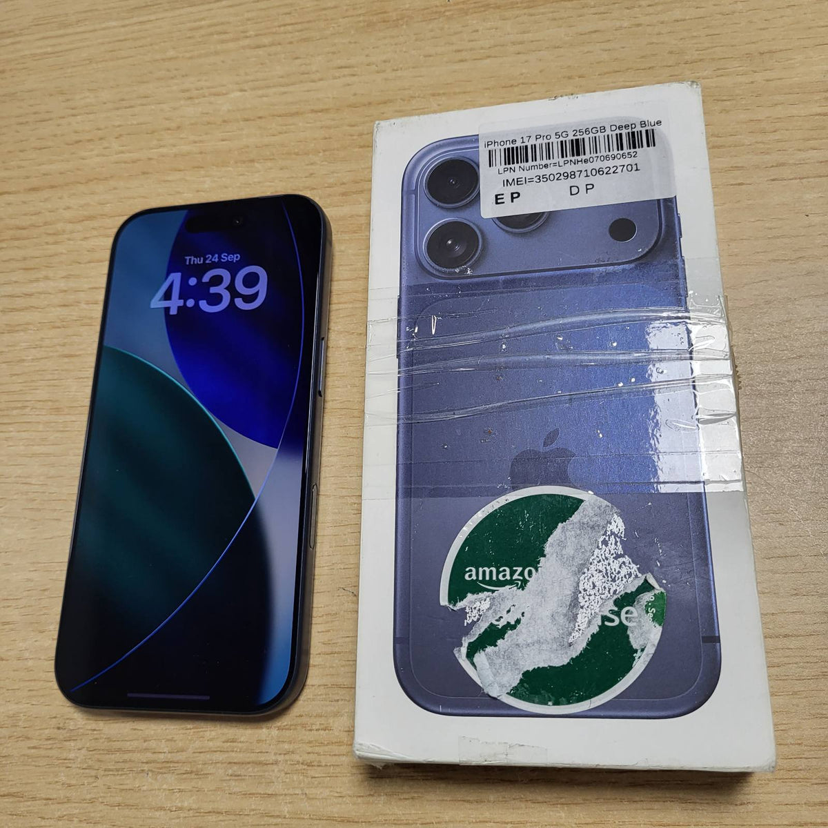 308480 - APPLE iPhone 17 Pro 512GB, ekran 6.3" ProMotion deri në 120Hz, çip A19 Pro, jetëgjatësi e jashtëzakonshme e baterisë, sistem kamerash Pro Fusion, blu e thellë
