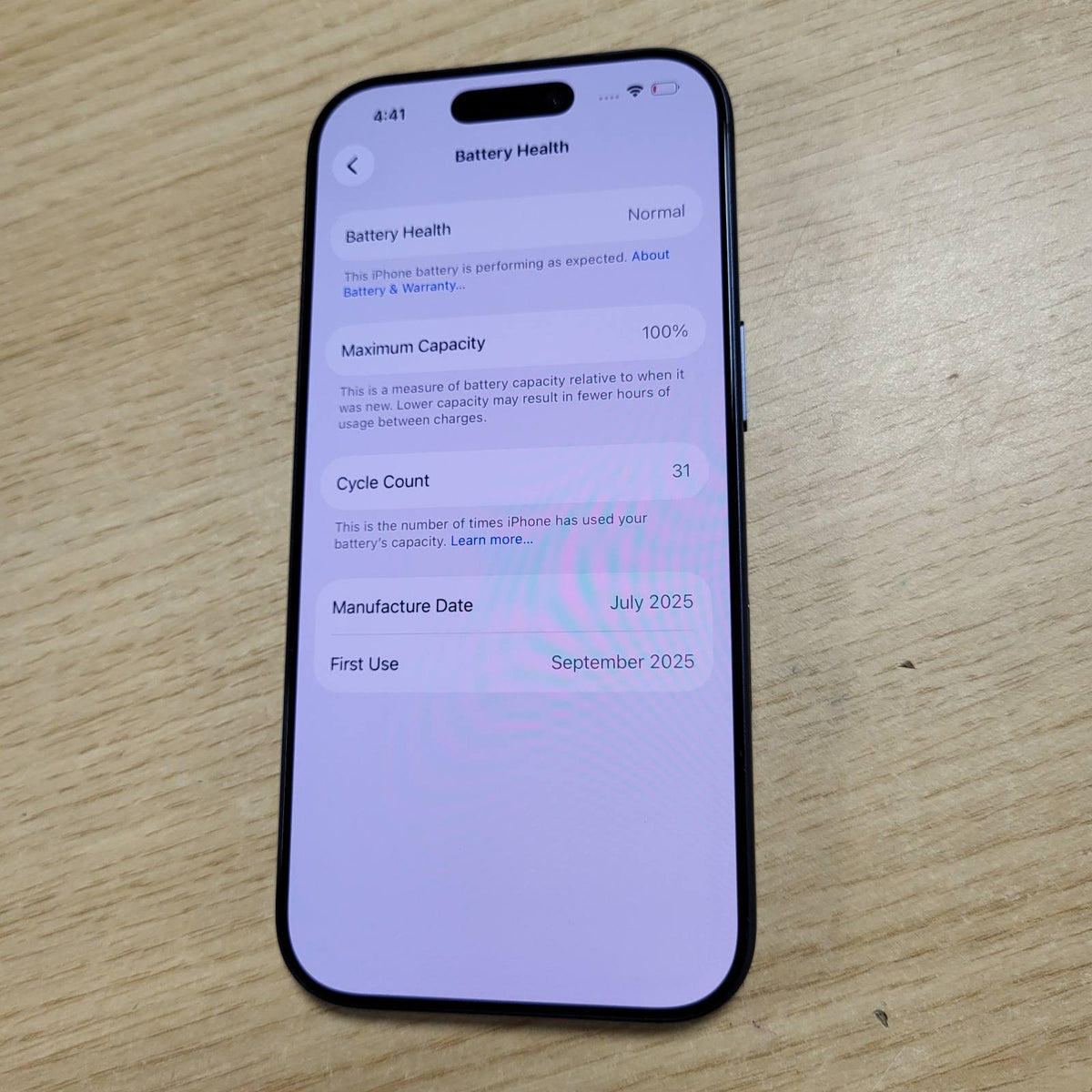 308480 - APPLE iPhone 17 Pro 512GB, ekran 6.3" ProMotion deri në 120Hz, çip A19 Pro, jetëgjatësi e jashtëzakonshme e baterisë, sistem kamerash Pro Fusion, blu e thellë