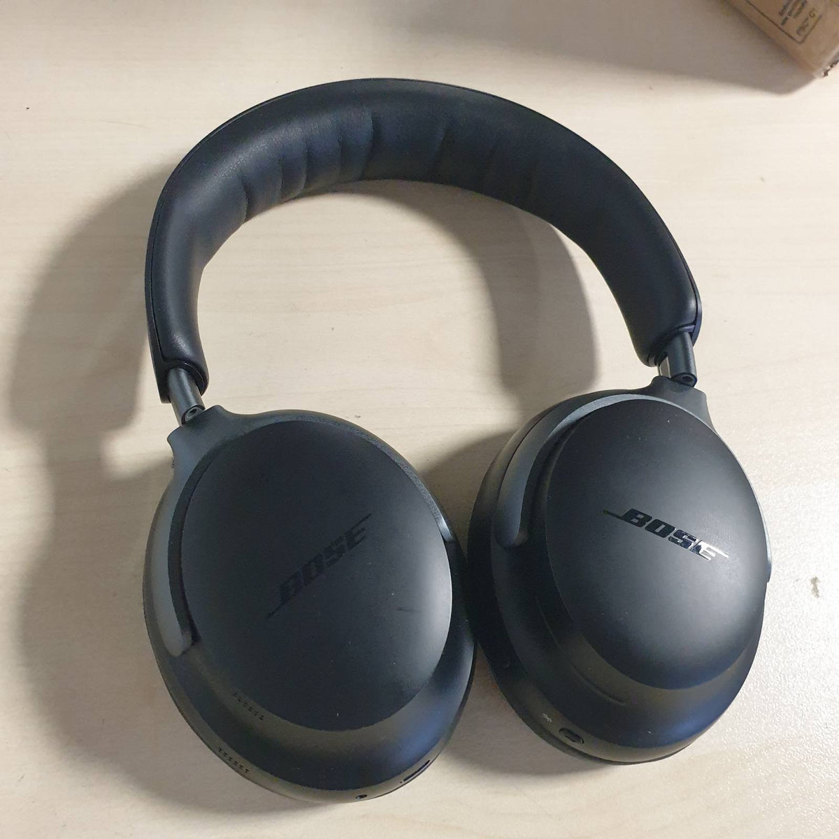 308486 - BOSE Kufje QuietComfort Ultra Wireless, Anulim Zhurme, Sound Surround, Kufje On-Ear me Mik, Jetëgjatësi Baterie deri në 24 Orë, të Zeza