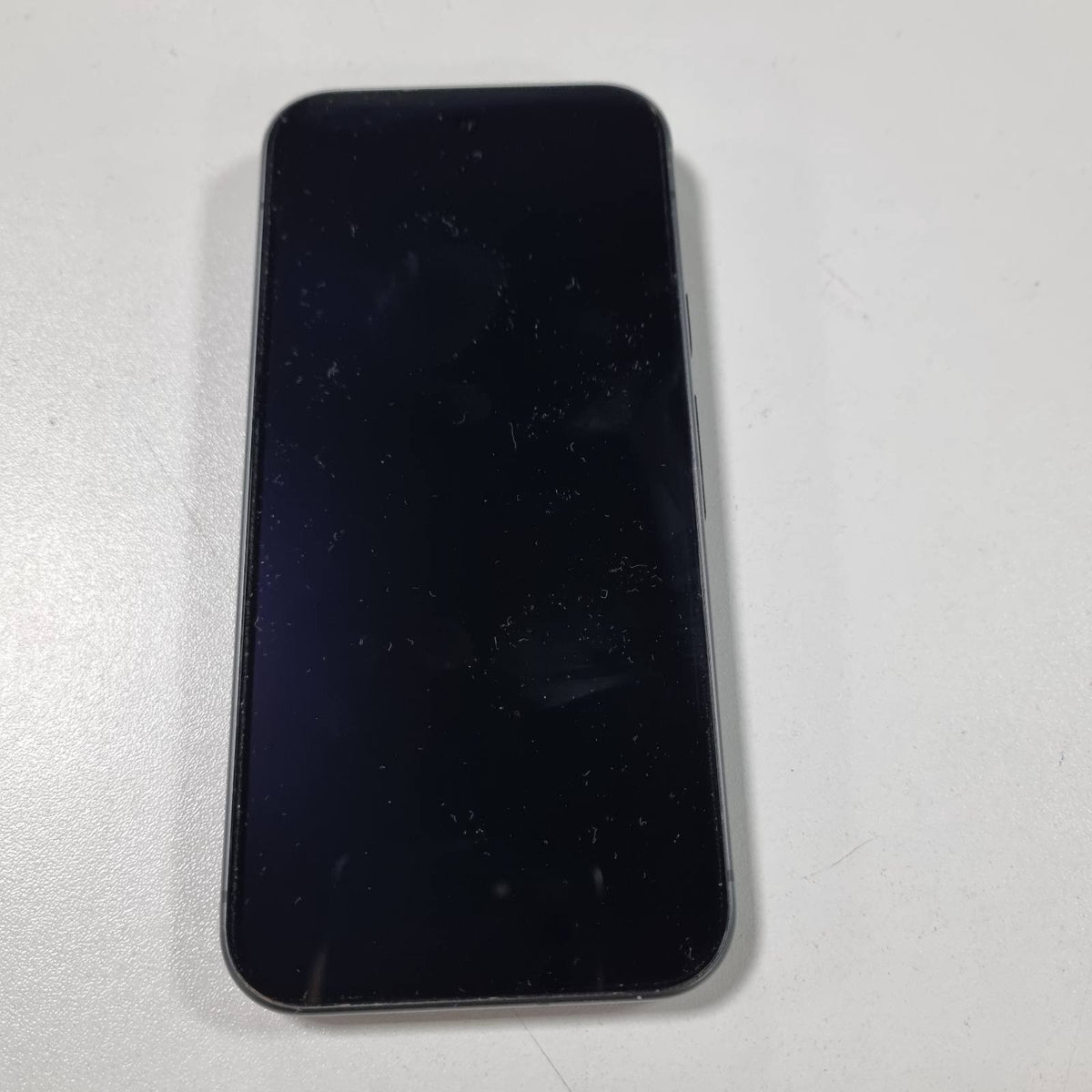 309409 - GOOGLE Pixel 9 – Smartphone Android i zhbllokuar me Gemini – Ekran 6.3" – 256GB – Kamerë të avancuar – Jetëgjatësi baterie 24 orë – Ngjyra Obsidian