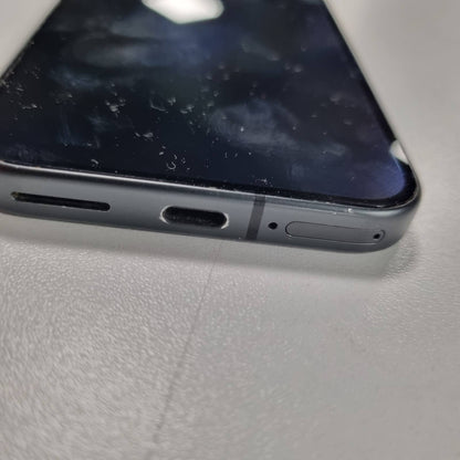 309409 - GOOGLE Pixel 9 – Smartphone Android i zhbllokuar me Gemini – Ekran 6.3" – 256GB – Kamerë të avancuar – Jetëgjatësi baterie 24 orë – Ngjyra Obsidian
