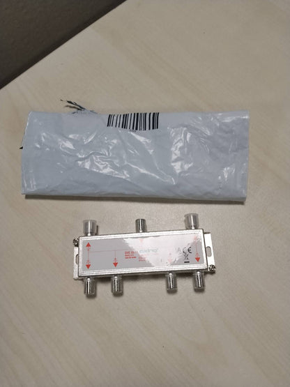 310163 - AXING Ndarës satelitor 6-kahësh SVE 60-01 me kalim DC për sisteme satelitore Unicable DVB-T2 HD (5-2400 MHz) Klasa A