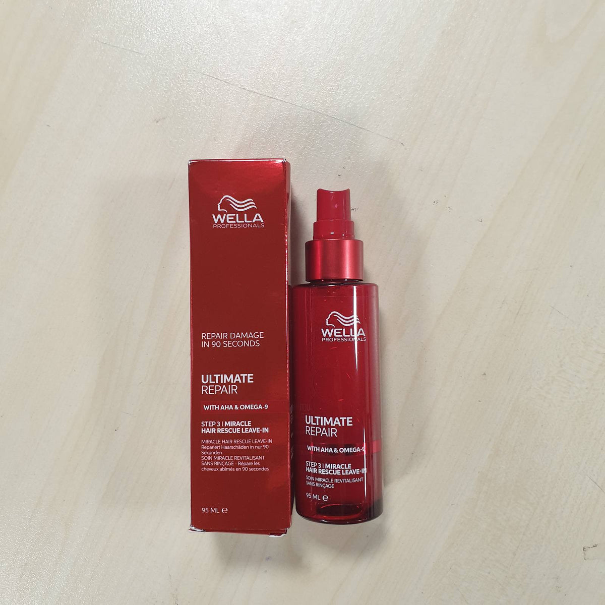 311166 - WELLA PROFESSIONALS ULTIMATE REPAIR Miracle Hair Rescue, Sprej Profesional 95 ml, riparon flokët në 90 sekonda, për të gjitha llojet e flokëve të dëmtuar