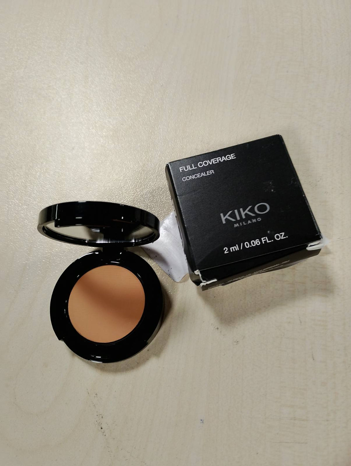 312174 - KIKO MILANO Korrektor me Mbulim të Plotë, Ngjyra 06, Mbulim Ultra të Lartë