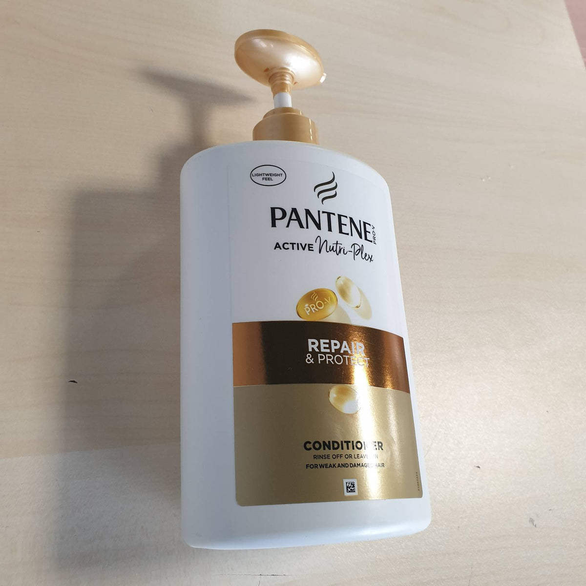 312246 - PANTENE Pro-V Balsam Rigjenerues dhe Mbrojtës 1000ml për Flokë të Dobëta dhe të Thata