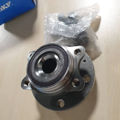 312784 - SKF Kit kushinetash rrotash me sensor ABS të integruar VKBA 3643, Pozicioni: Boshti i përparmë, Lartësia: 103 mm, Gjatësia: 151 mm, Gjerësia: 154 mm