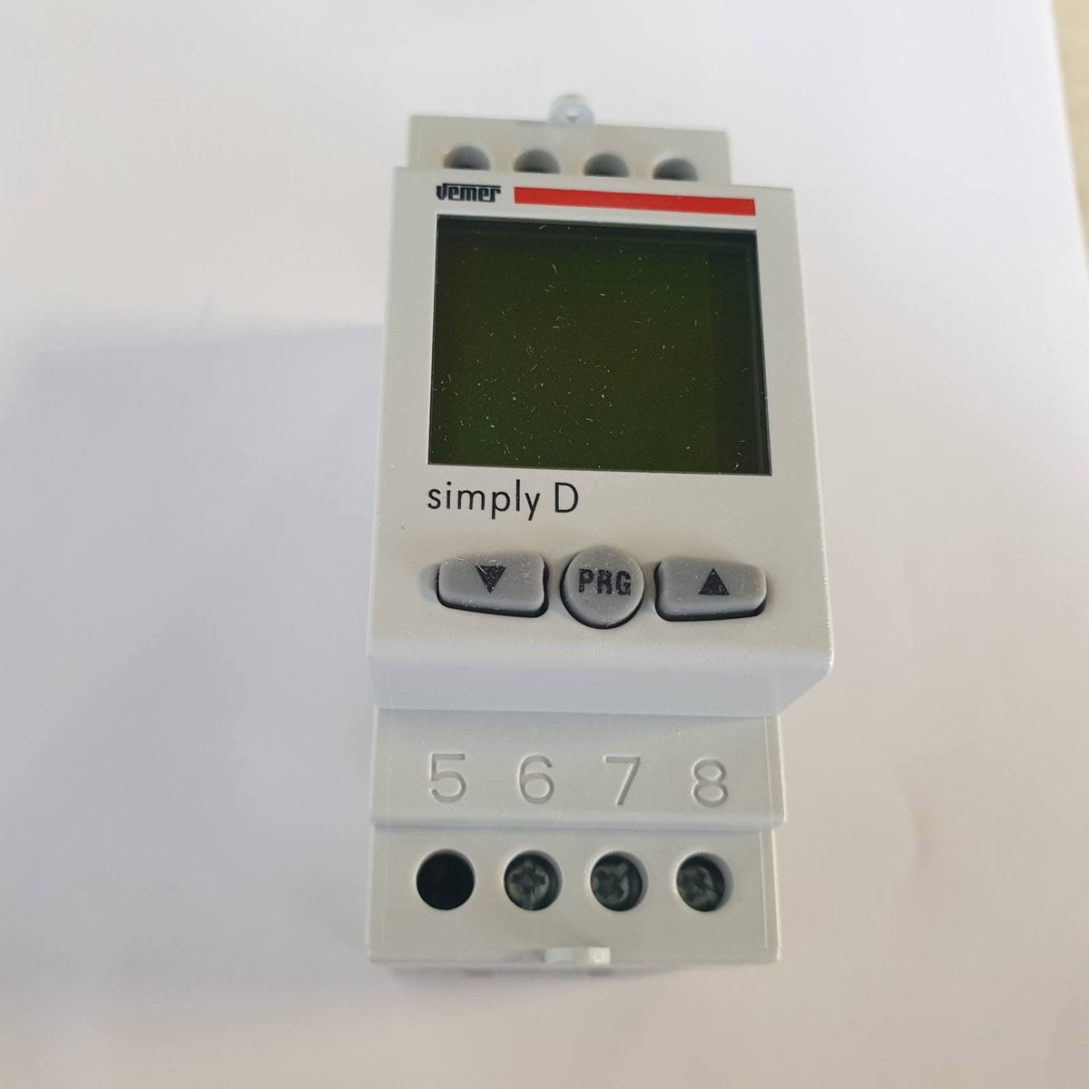 312842 - VEMER VE512000 SIMPLY-D – Kohëmatës Dixhital i Programueshëm, Ndërprerës Kohe me Programim Ditor, 2 Module Shine DIN, Rele 16A, e Bardhë