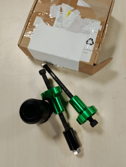 312983 - CCYYMOWOK Aksesorë rrëshqitës për kornizën e motoçikletës, mbrojtje nga përplasja për Kawasaki Ninja 650/Z650 2017-2024 (jeshile)