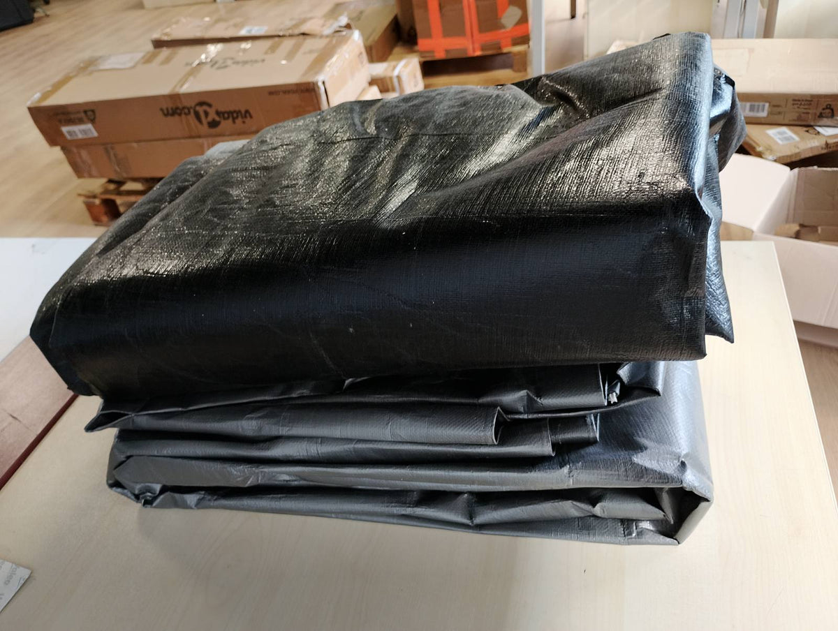 313400 - VOUNOT Mbulesë mbrojtëse prej polietileni 240g/m2 - Mushama ultra e fortë dhe e qëndrueshme e papërshkueshme nga uji - e veshur në të dyja anët me vrima alumini - Mbulesë për kopsht, pishinë 3x4m