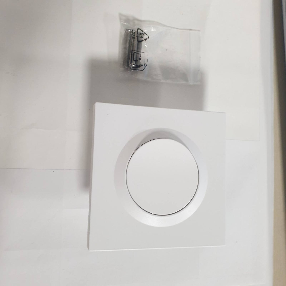 314172 - SONOFF Fusion, Orb-ZBW1L(ZBMINIL2-E) Ndërprerës i Mençur i Murit Zigbee 3.0, Ngarkesë 6A, I Përputhshëm me Asistentin në Shtëpi