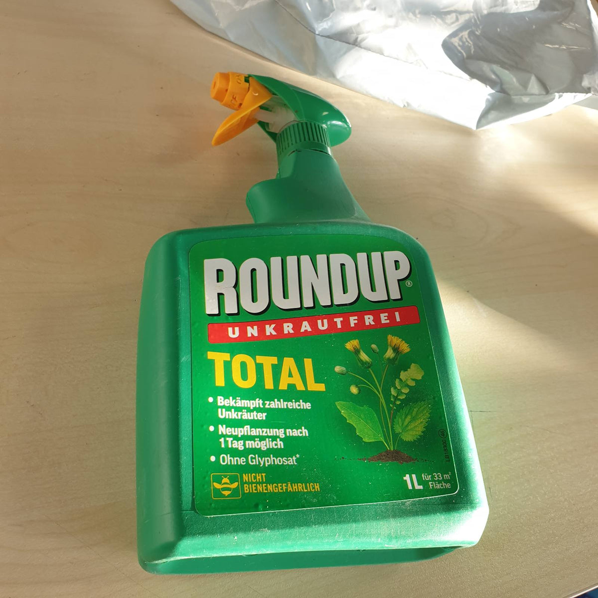 314739 - Roundup Shishe Weed-Free Total Sprej 1L Herbicid për Kopshte Dekorative