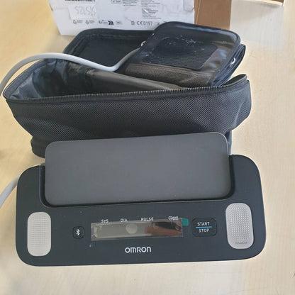 315125 - PLETE, monitor tensioni gjaku, funksion EKG, për krah 22-42 cm, validuar klinikisht.