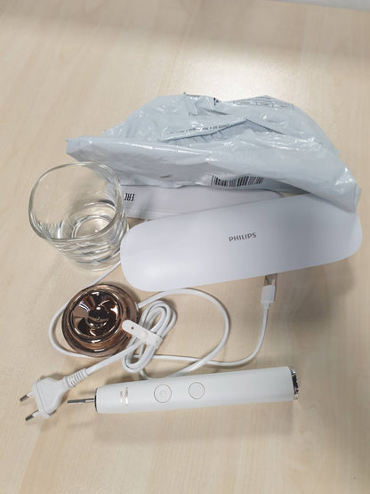 315137 - onicare DiamondClean 9000 - Furçë dhëmbësh elektrike, 4 mënyra larjeje, 3 nivele intensiteti, sensor presioni, lidhje aplikacionesh, kuti udhëtimi USB, ngjyrë rozë ari, HX9911/94