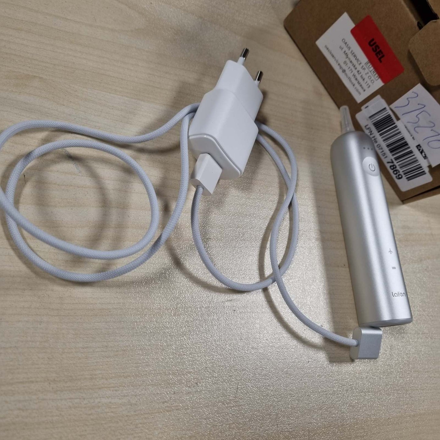 315210 - ve Pioneer Sonic, furçë dhëmbësh elektrike, lëkundje 60°, jetëgjatësi baterie 45 ditë, 3 koka furçe, IPX7, aliazh alumini