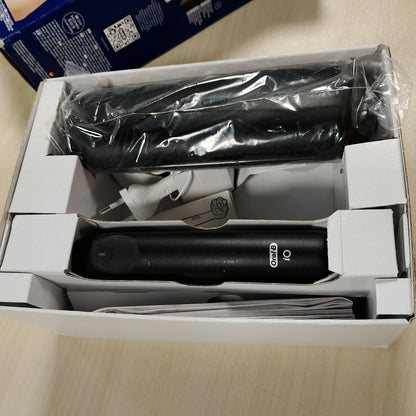 315560 - ORAL-B iO 2, 1 kokë zëvendësuese, e zezë, 3 mënyra larjeje, bateri e rikarikueshme
