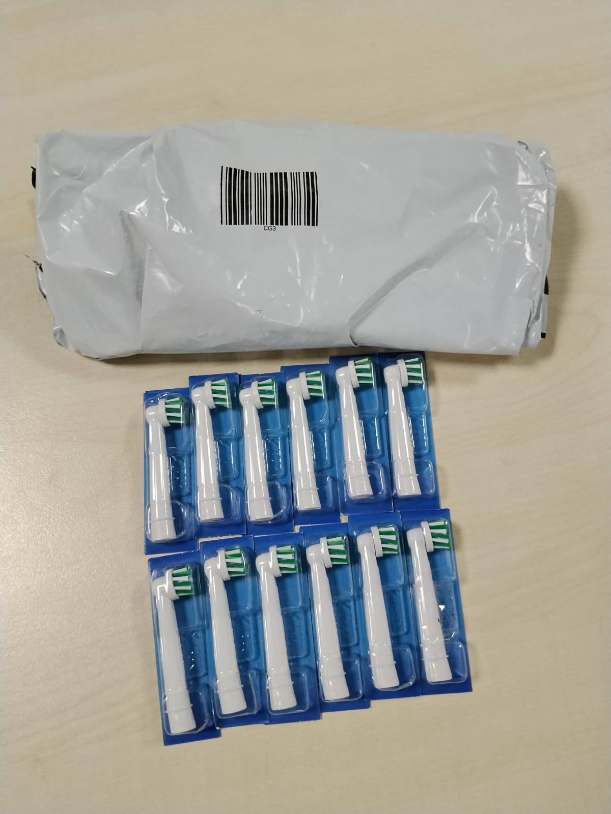 315905 - ORAL-B Koka Furçash Zëvendësuese Pro CrossAction, 12 copë, për Furçat Elektrike të Dhëmbëve Oral-B Pro, pastrim superior