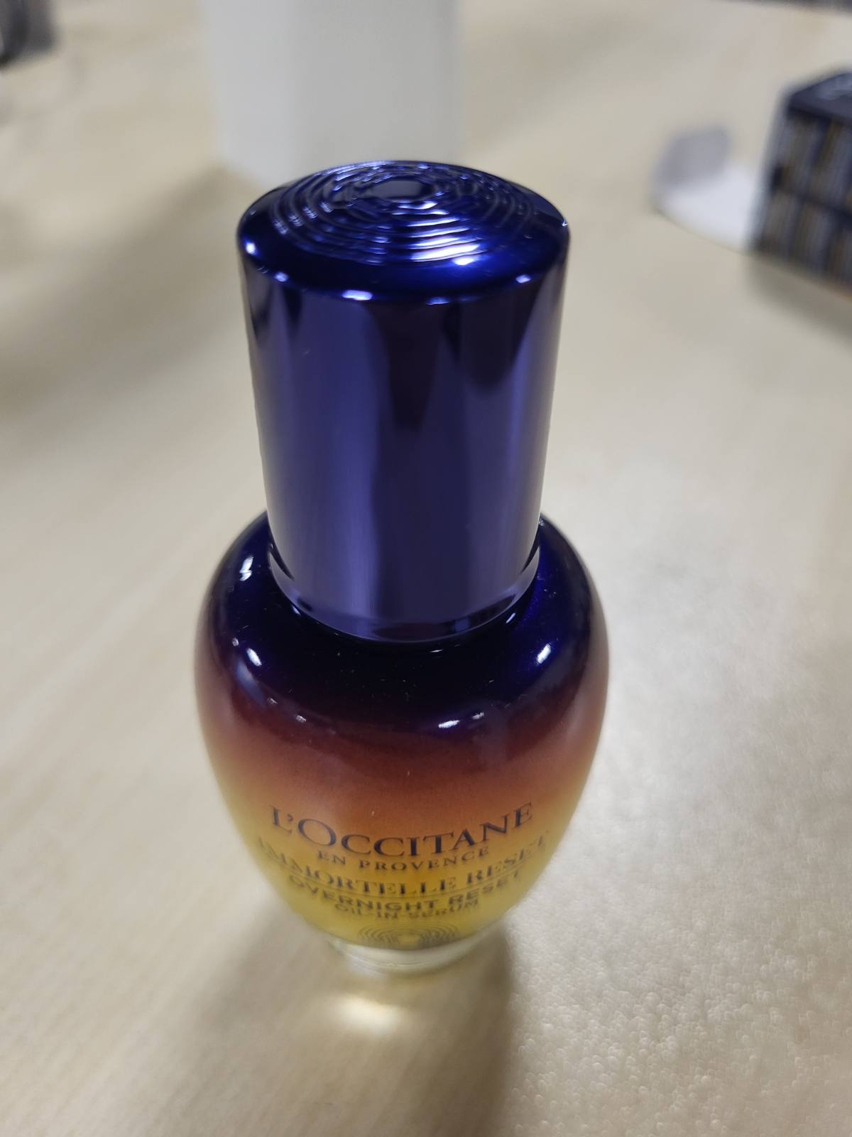 315924 - L'OCCITANE Serum me vaj për rikthimin e natës Immortelle Reset, 30 ml, anti-plakje, hidratues dhe qetësues, prodhuar në Francë
