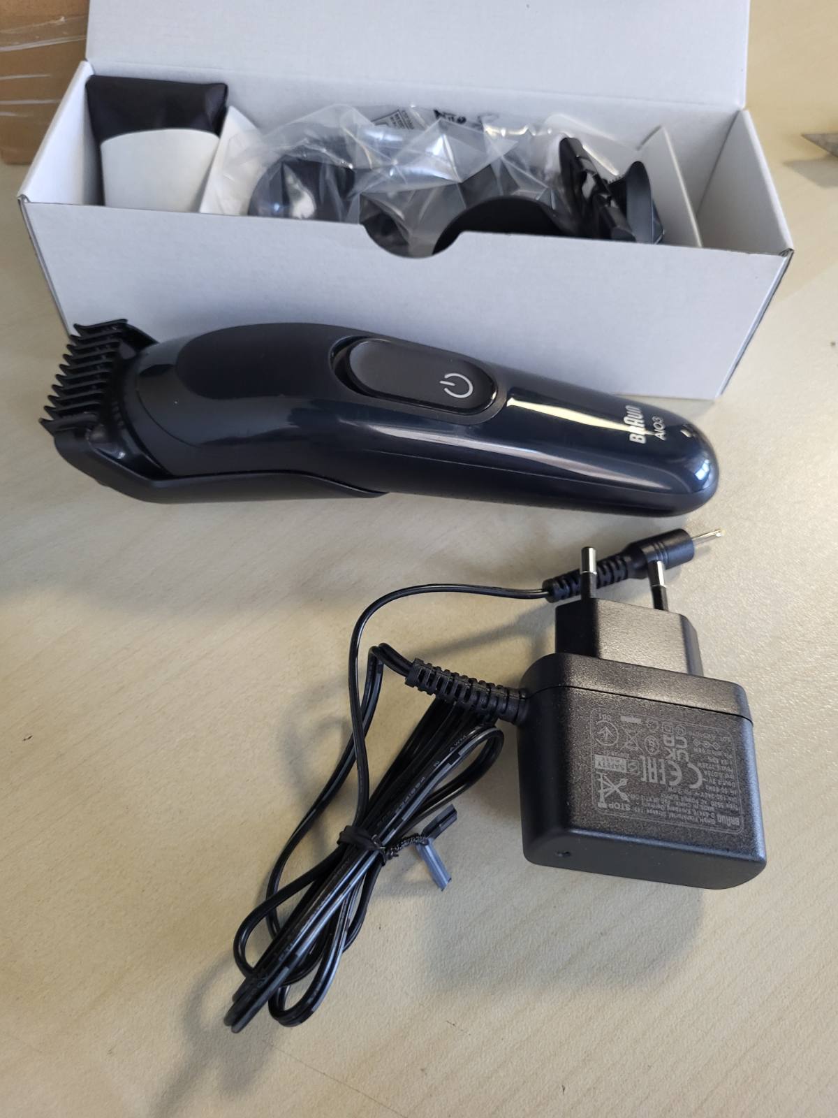 316153 - BRAUN Makinë prerëse Multigroom All-in-One Seria 3 AIO3545, e zezë, 8-në-1, 14 gjatësi, bateri 50 minuta