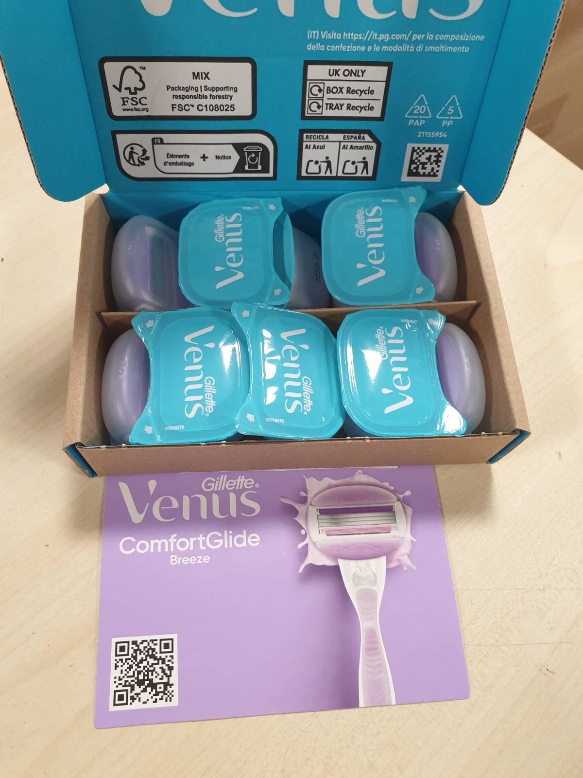 316172 - GILLETTE Brisqe rroje Venus Comfortglide Breeze për femra, 10 tehe zëvendësuese origjinale
