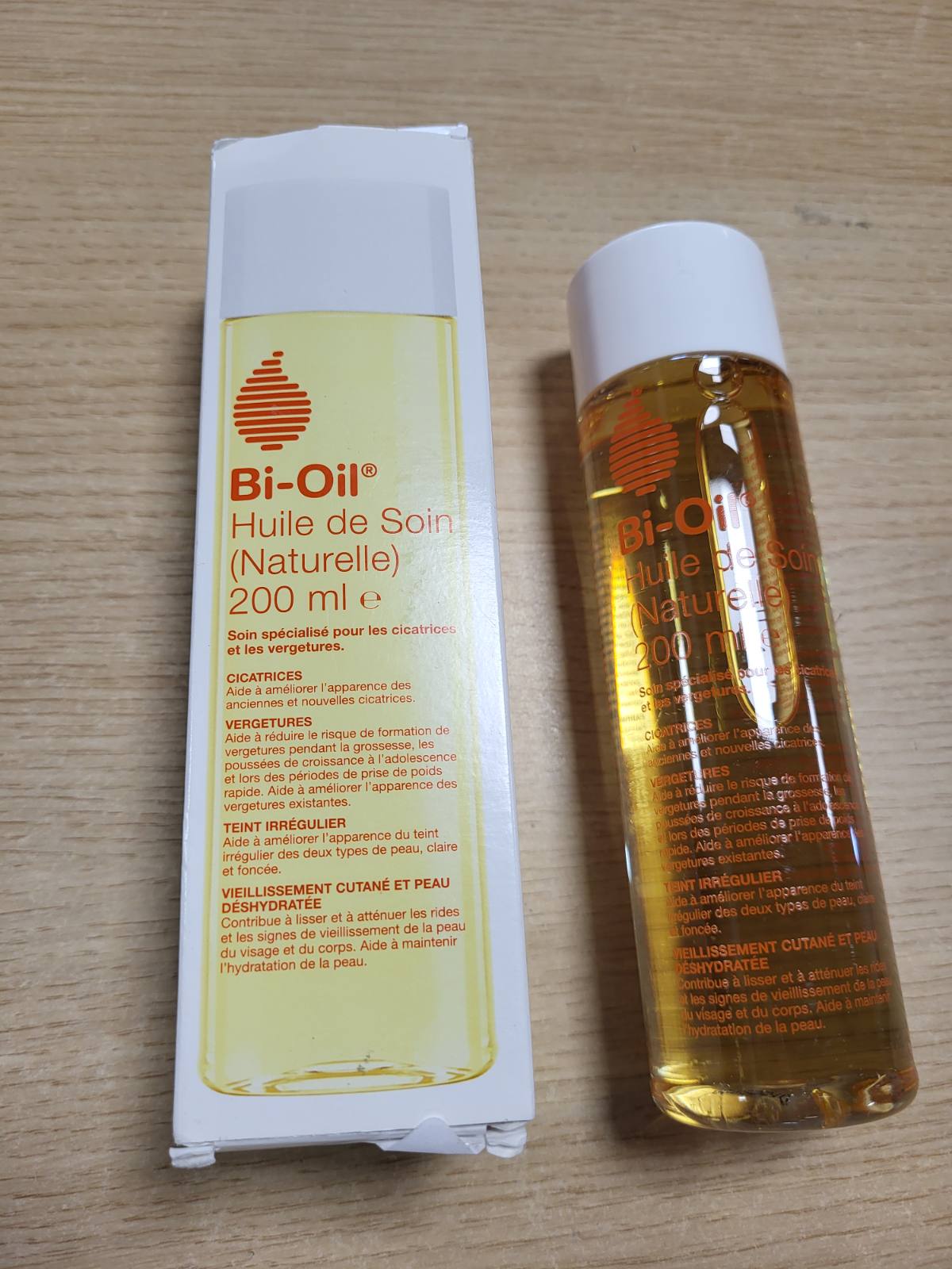 316328 - BI-OIL Vaj Natyral për Kujdesin e Lëkurës - Kujdes i specializuar për strijat, plagët, lëkurën e thatë dhe tonin e pabarabartë të lëkurës - Formulë 100% natyrale - Ideale gjatë shtatzënisë - 1 x 200 ml