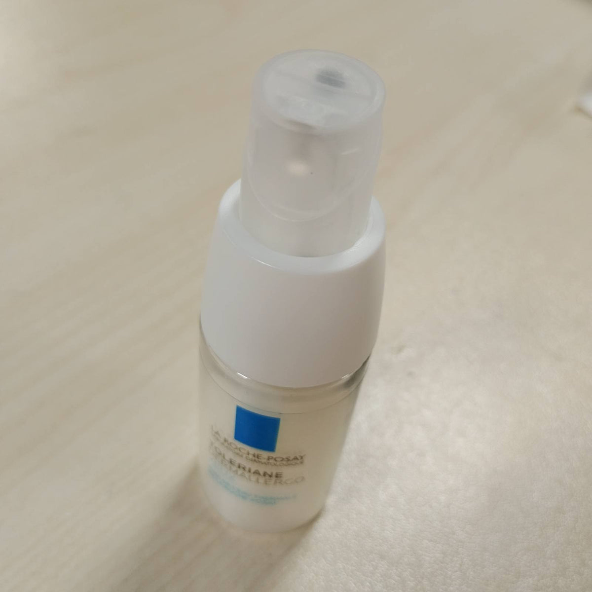 316337 - LA ROCHE-POSAY Krem rigjenerues për sytë Toleriane Dermallergo Eyes, 20 ml, me niacinamidë, neurosensina dhe sfingobiomë