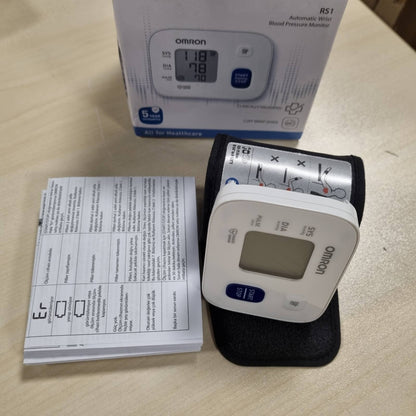316353 - OMRON Monitor dixhital i tensionit të gjakut për kyçin e dorës RS1, i validuar klinikisht, manshetë 13.5-21.5 cm
