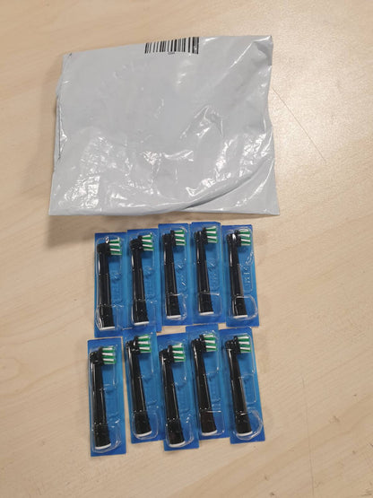 316529 - ORAL-B Koka Furçash Zëvendësuese Pro Cross Action, të Zeza, Pako me 10 Koka Furçash Dhëmbësh.