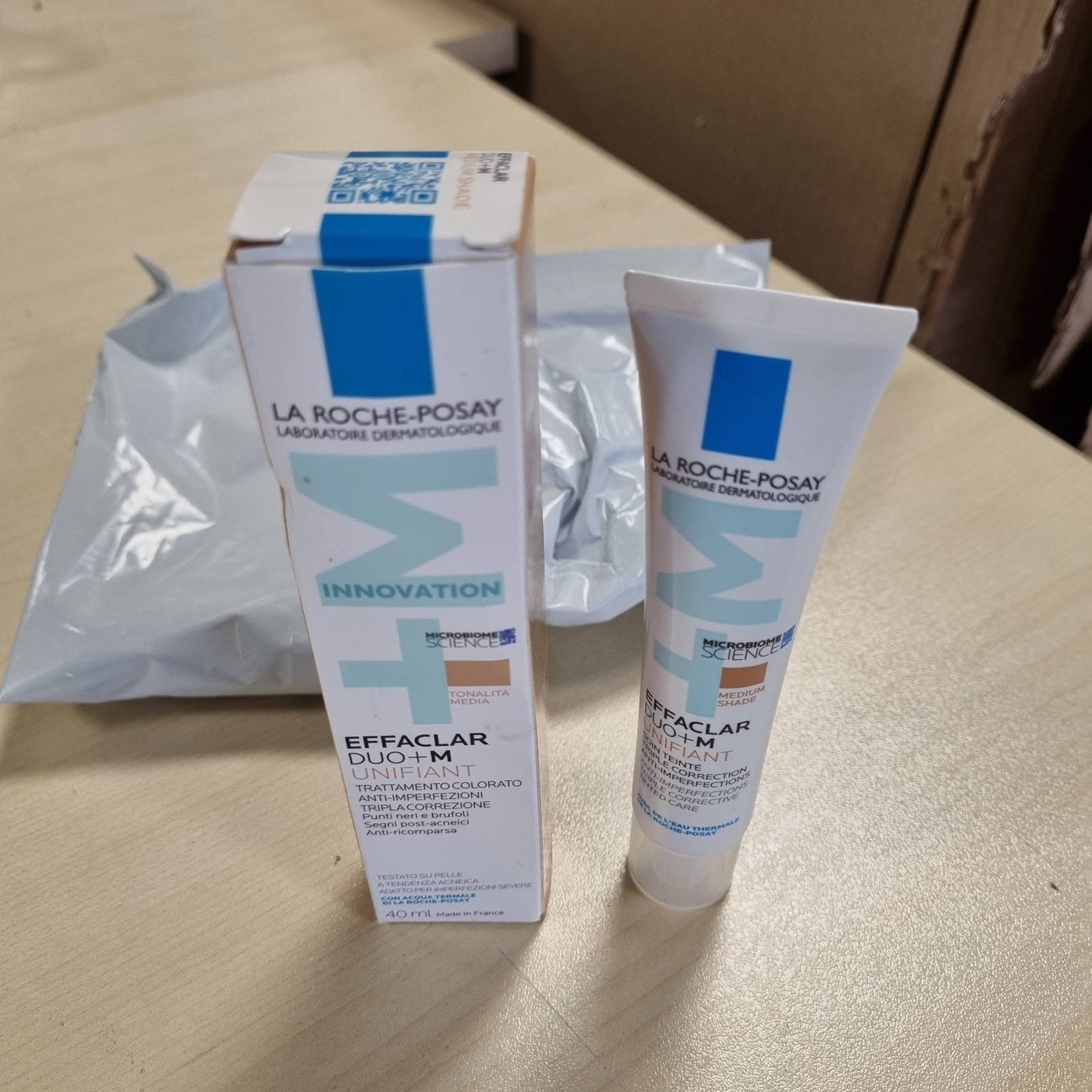 317216 - LA ROCHE-POSAY Effaclar Duo+M Unifiant Medium, Krem për Fytyrën me Ngjyrë, 40 ml, Korrektues i Trefishtë, Kujdes për lëkurë të prirur ndaj akneve
