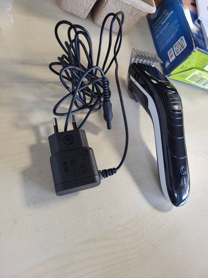 317254 - PHILIPS Makinë prerëse flokësh QC5115/15, tehe çeliku inox, 11 gjatësi prerjeje, funksionon me rrjet elektrik