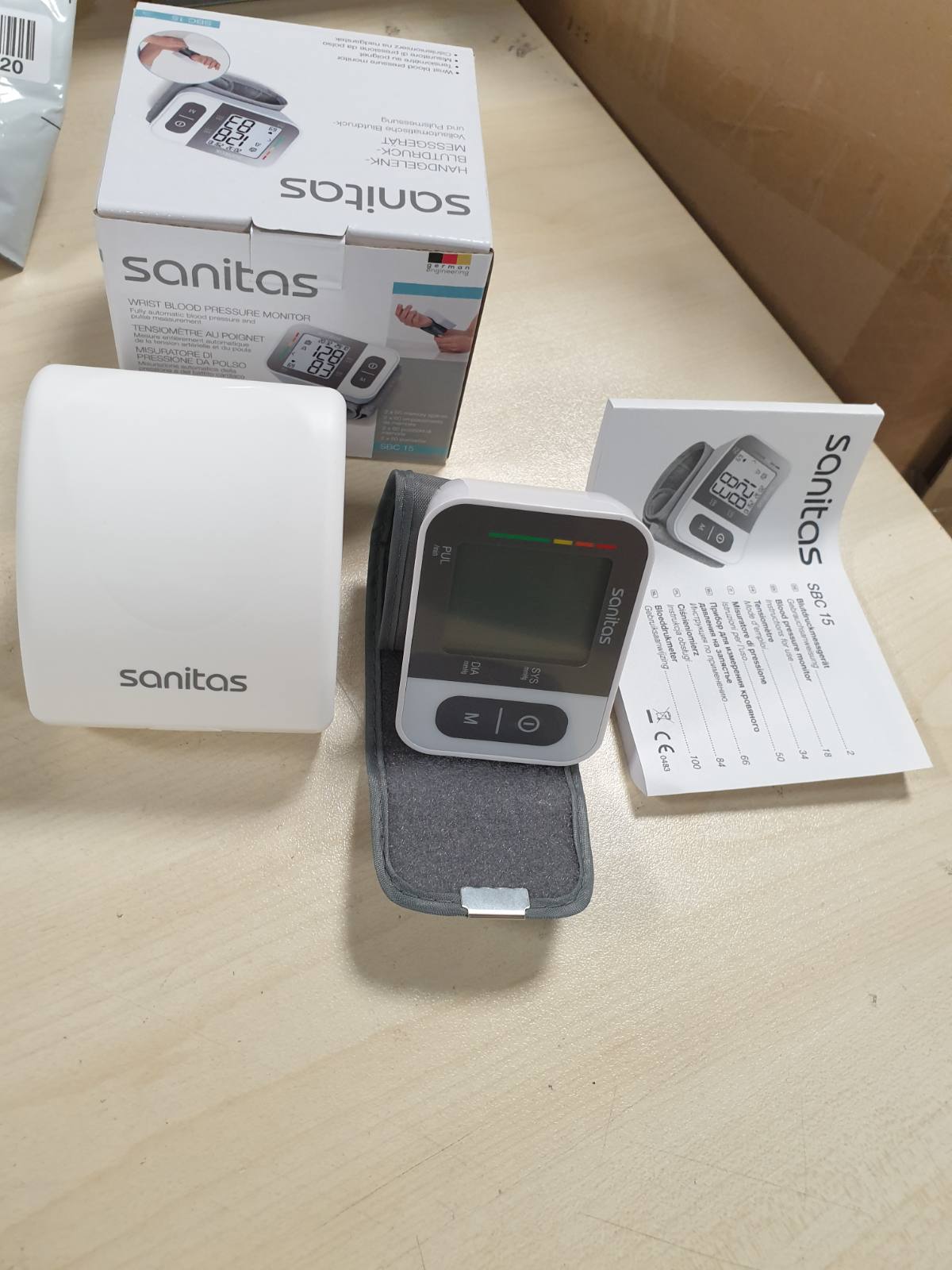 317305 - SANITAS Monitor Tensioni i Gjakut SBC 15 për Kyçin e Dorës - Matje Automatike e Tensionit dhe Pulsit