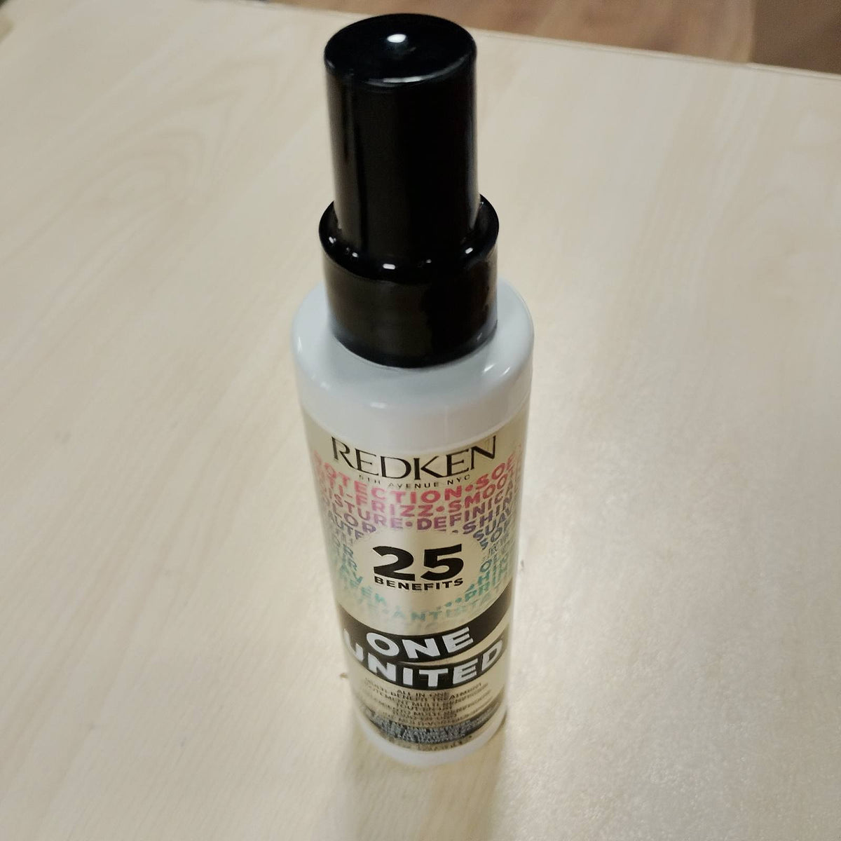 317319 - REDKEN Trajtim Shumëpërfitues One United, Sprej Hidratues për Të Gjitha Llojet e Flokëve, 150 ml