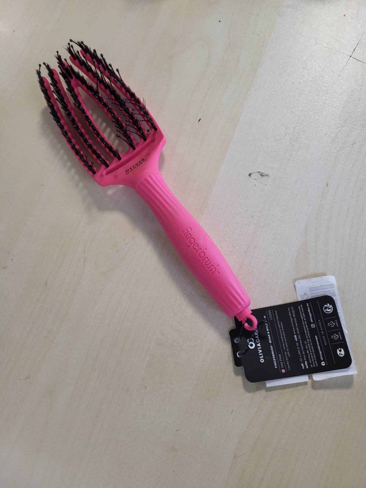 317470 - OLIVIA GARDEN Furçë për Fingerbrush Iconic - Mesatare - Rozë e Nxehtë - Furçë për Zbërthimin e Qimeve të Egra dhe Najlonit