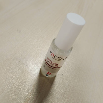 317498 - PODERM Heqës Kutikulash 2-në-1, Eksfolion dhe Hidraton Kutikulat, Heq qelizat e vdekura të lëkurës, Swiss Lab