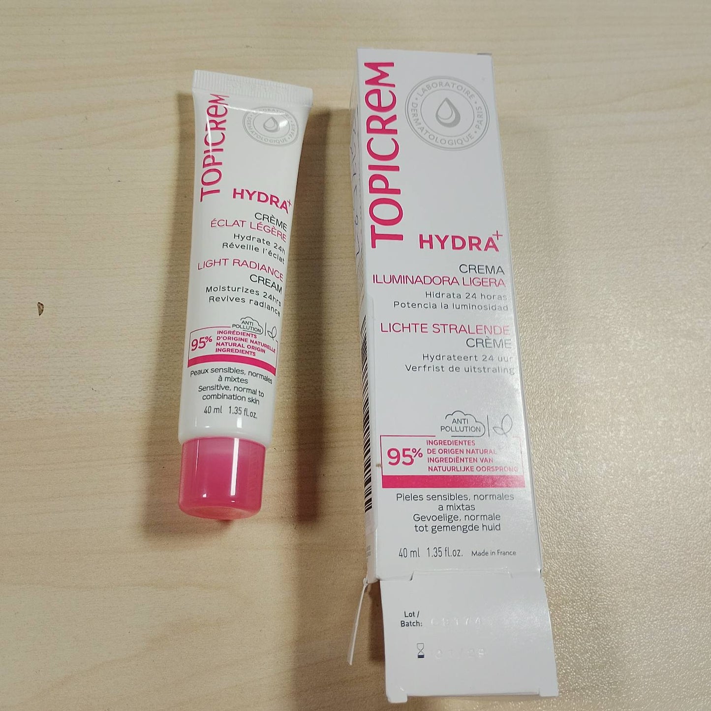 317581 - TOPICREM - Krem Hidratues HYDRA+ Light Radiance për Lëkurë të Ndjeshme, Normale deri të Kombinuar – 40 ml