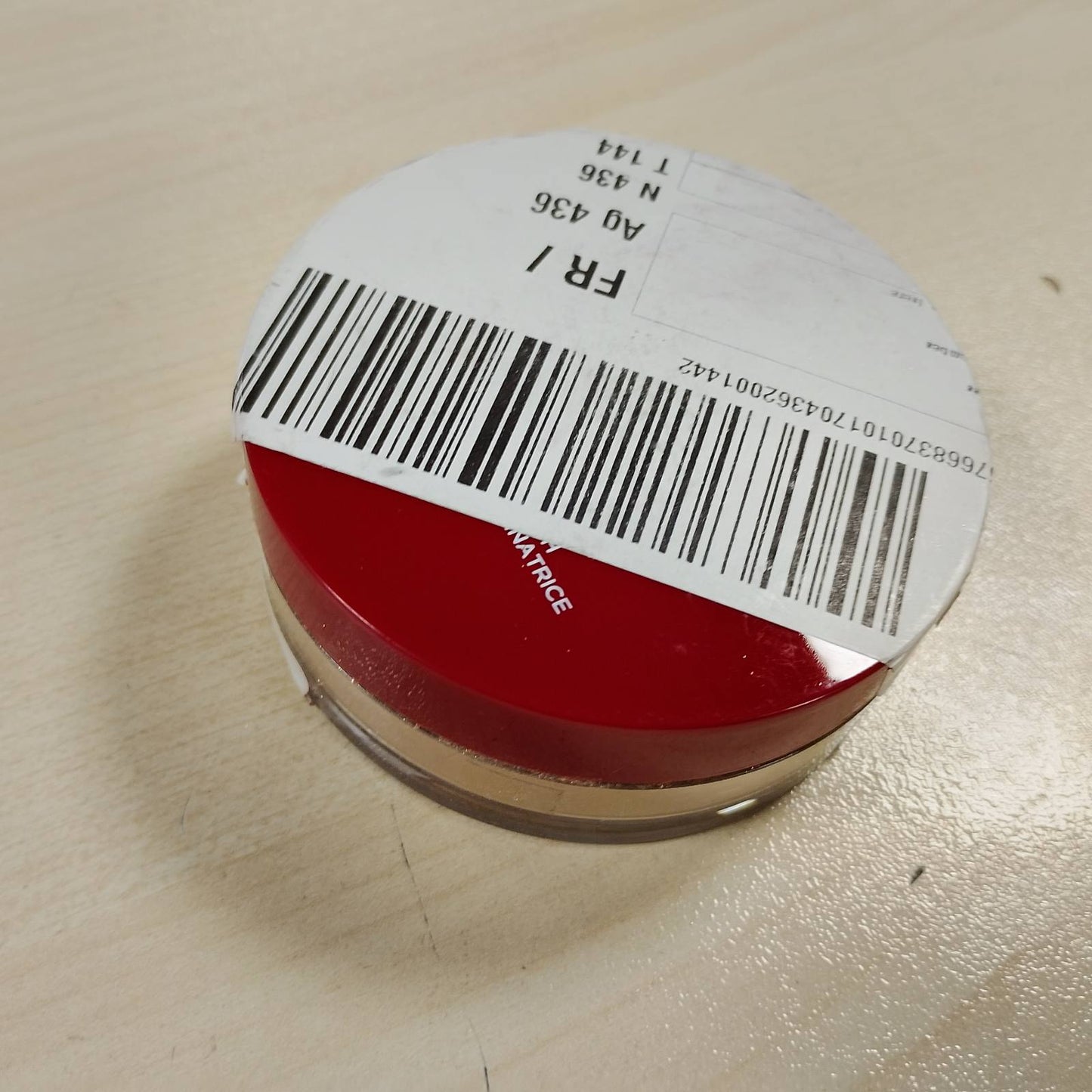 317704 - PUDËR E LIRSHME L'ORÉAL PARIS, PËR TË GJITHA LLOJTE E LËKURËS, QËNDRUESHMËRI AFATGJATË, SET GRIMI DERI NË 24 ORË, PËRFUNDIM I SHKËLQYER, VEPRIM HIDRATUES, NGJYRA: UNIVERSALE, 10g
