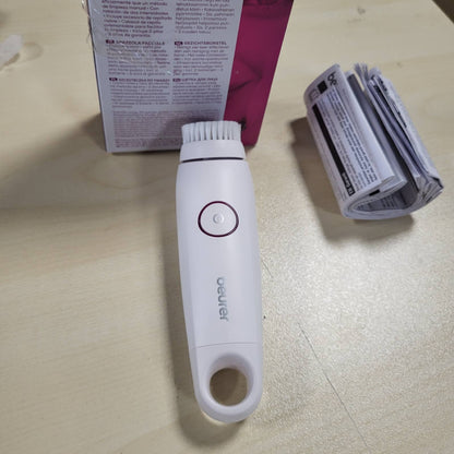 317778 - Beurer Furçë elektrike për pastrimin e fytyrës FC 45, pastrim i thellë, rrotullim 2-fazor, e bardhë