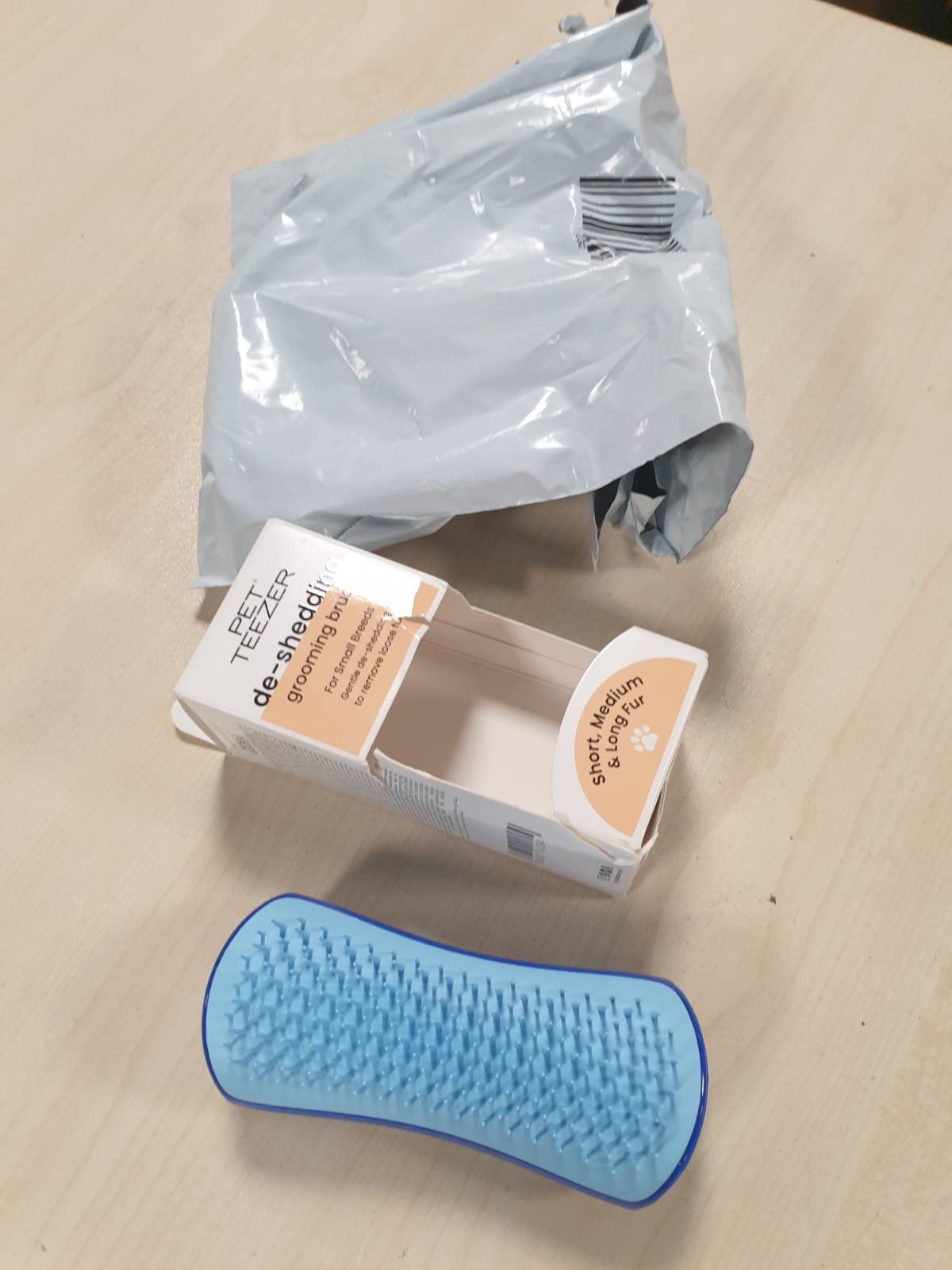 317800 - TANGLE TEEZER Small Pet Teezer - Furçë për qen për kafshë të vogla shtëpiake - Heq qimet e tepërta - Blu marine dhe Blu e çelët