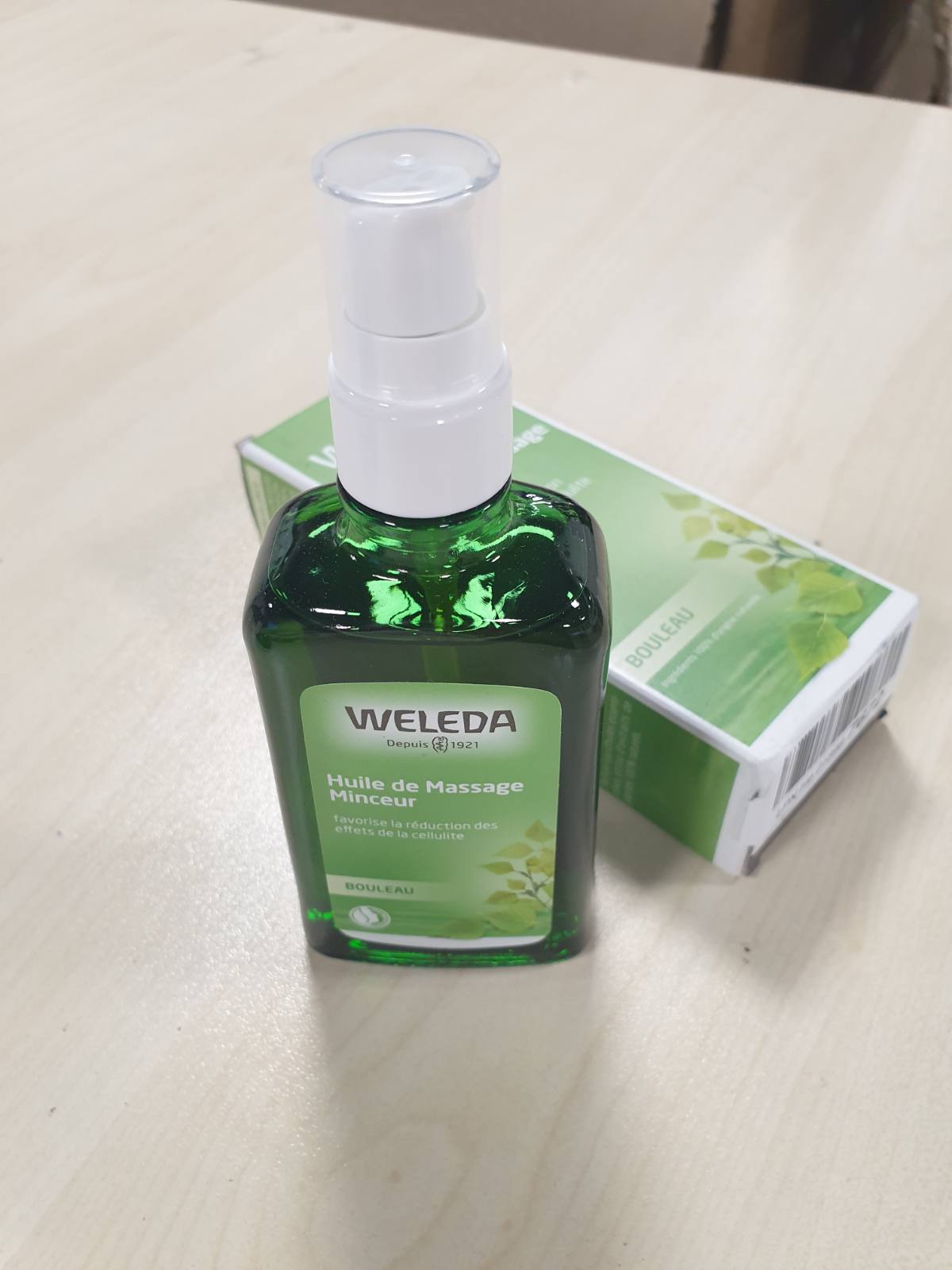 317809 - WELEDA Vaj Masazhi me Mështeknë Anti-Celulit, 100 ml, Vegan, NATRUE