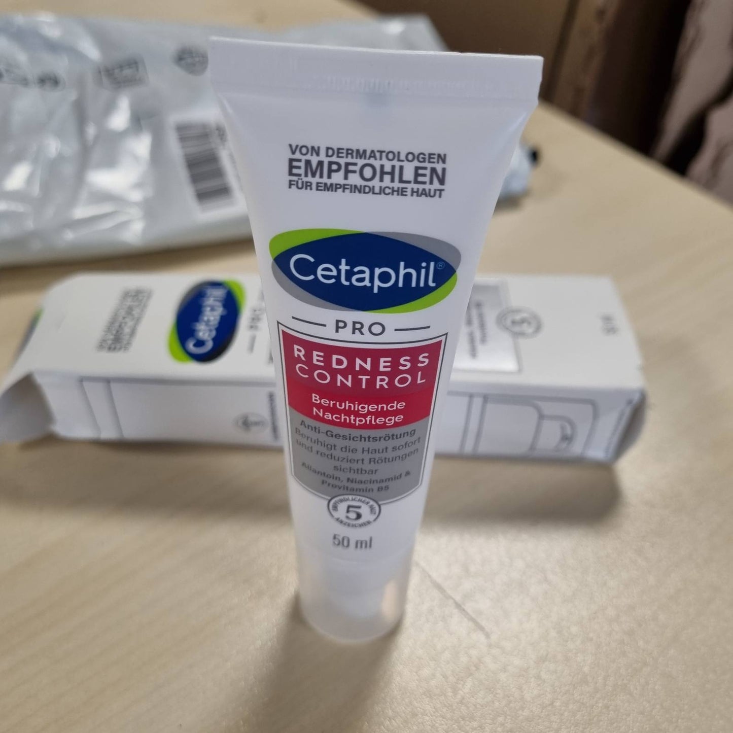 317980 - CETAPHIL - Krem nate qetësues PRO RednessControl, 50 ml - Për lëkurë të prirur ndaj skuqjes - Pa aromë - Testuar klinikisht