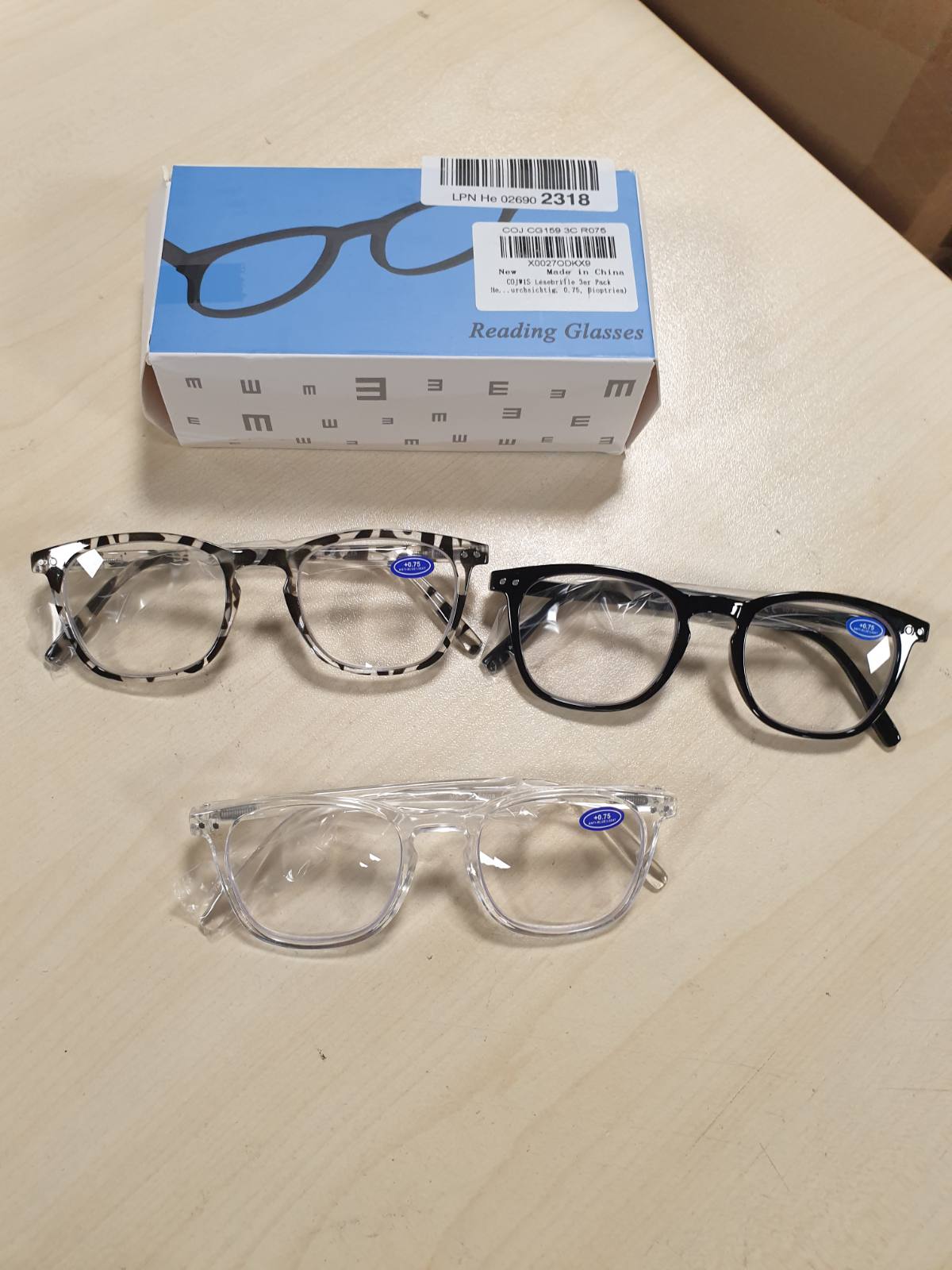 318286 - COJWIS - Syze Leximi, Pako me 3 syze për meshkuj dhe femra, Kornizë e rrumbullakët me filtër drite blu, Syze të zeza/guaskë breshke, 0.75 x