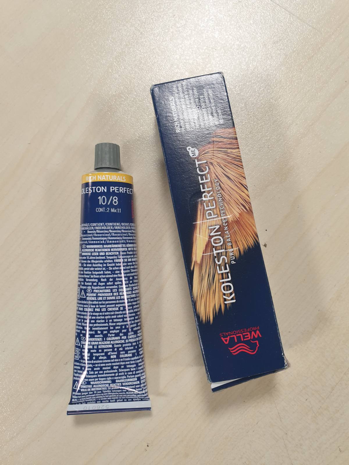 318438 - WELLA PROFESSIONALS - Koleston Perfect Rich Naturals - Ngjyrë e përhershme për flokë - 10/8 Light Blonde Pearl - 60 ml - Mbushje deri në 100% të thinjave